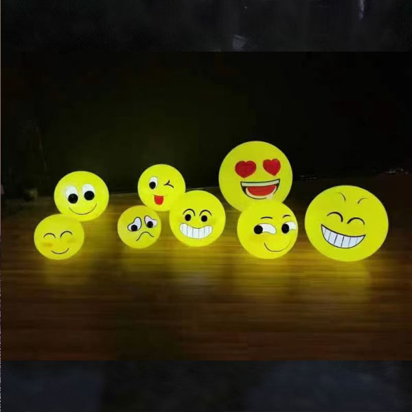 塑膠滾塑LED燈飾產品（可遙控調色）310